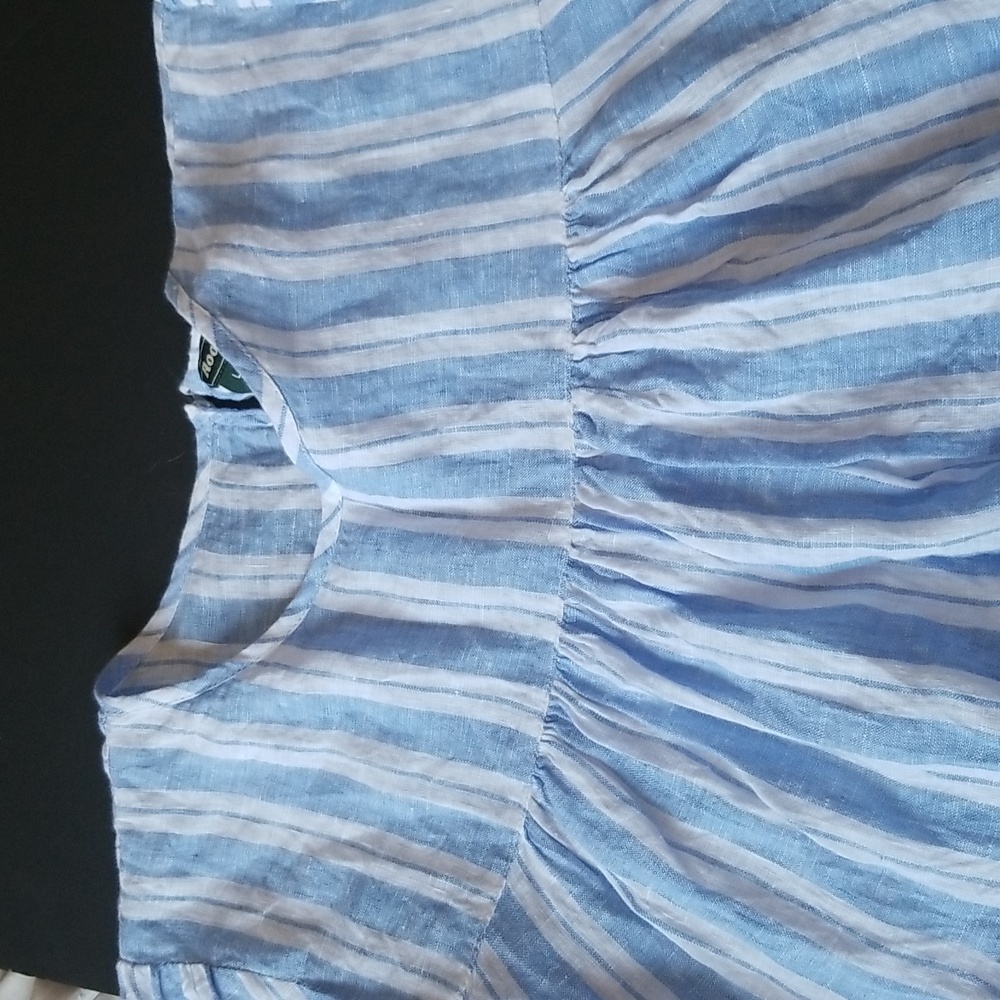 Ladies Roots top size large - Picture 2 of 3
